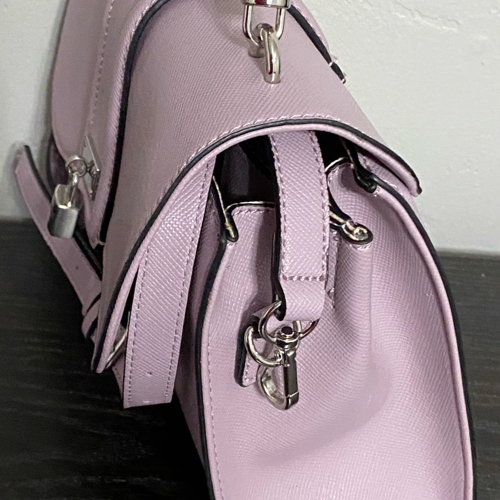 Authentic GUESS Satchel - Picture 2 of 7